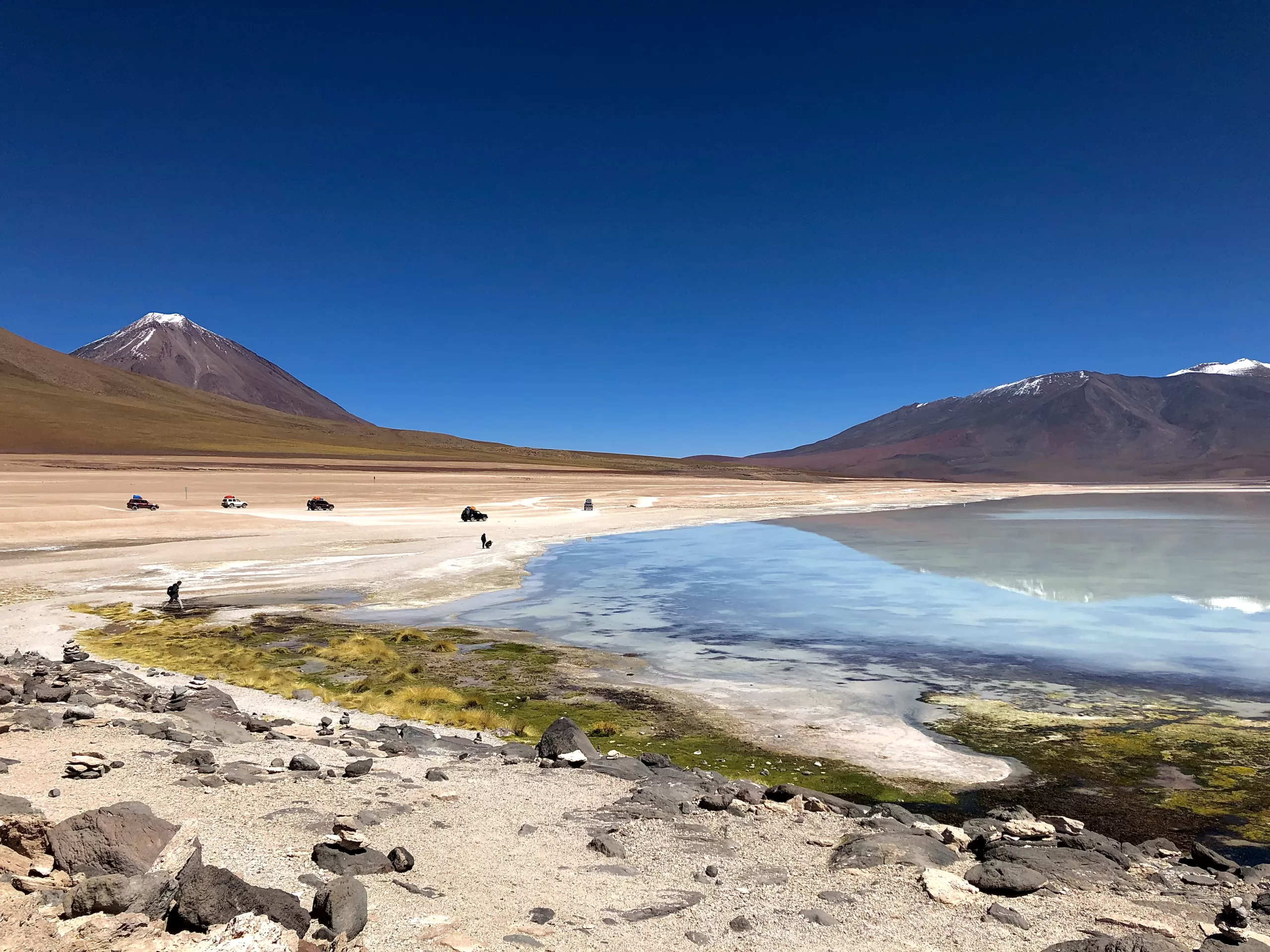 チリとボリビアの国境を超える旅が絶景の宝庫