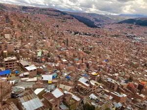 ボリビアの首都ラパス、世界で一番標高の高い街